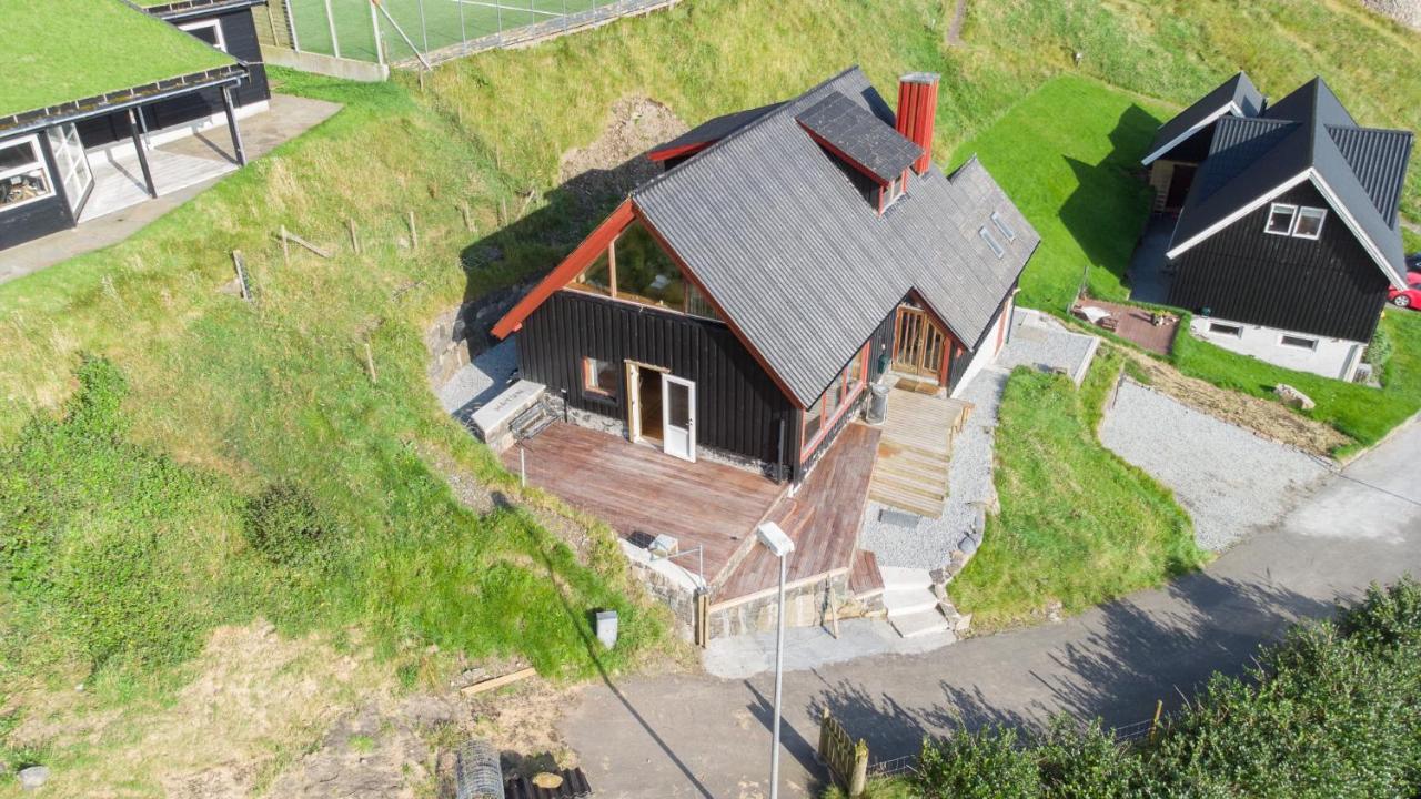 Idyllic Vacation Home With A Breathtaking View Bour Exteriör bild